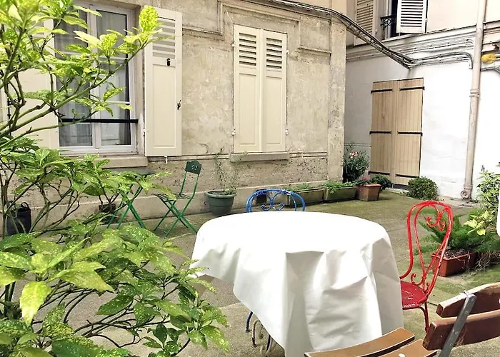 Montmartre Del Sarte Cosy CityCosy Paris